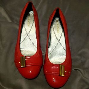 Naturalizer Red Flats